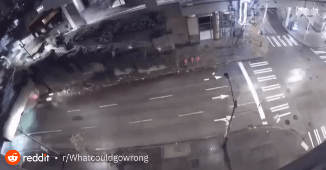 There is a slight problem with this exit (I5 at Union)