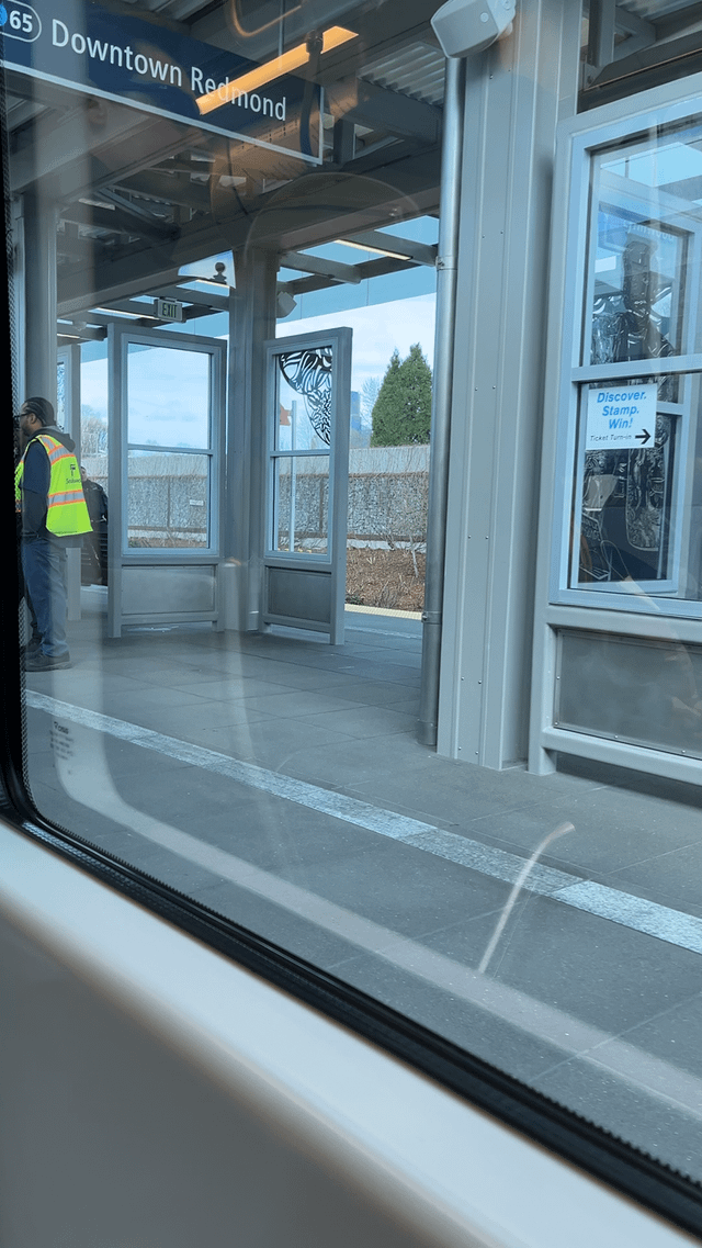 video from the first public crosslake connection train leaving judkins station