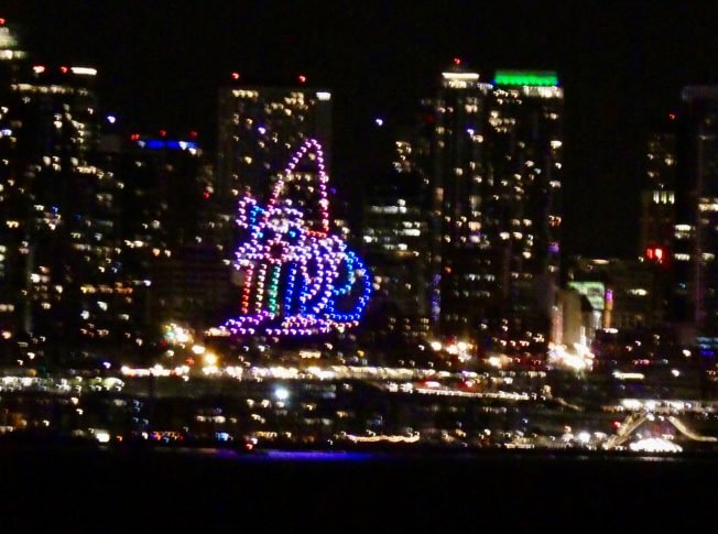 SEEN FROM WEST SEATTLE: Downtown drone show