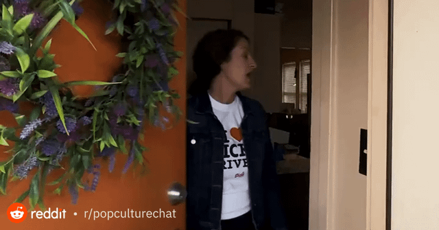 Dick’s Drive in CEO Shows how it’s done.