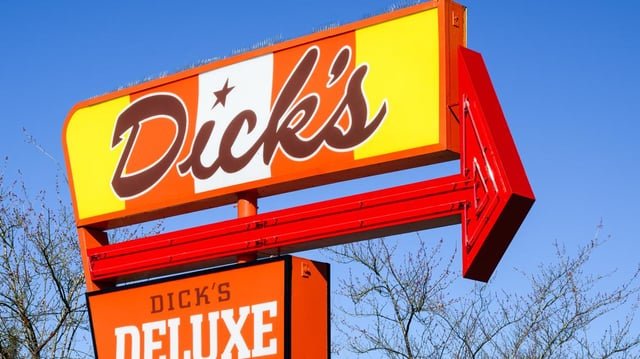 Western Washington burger chain faces class-action lawsuit alleging unpaid wages, missed breaks | king5.com