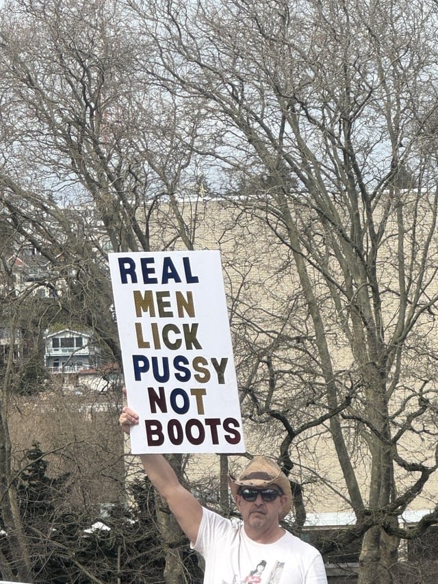 We all saw this one right