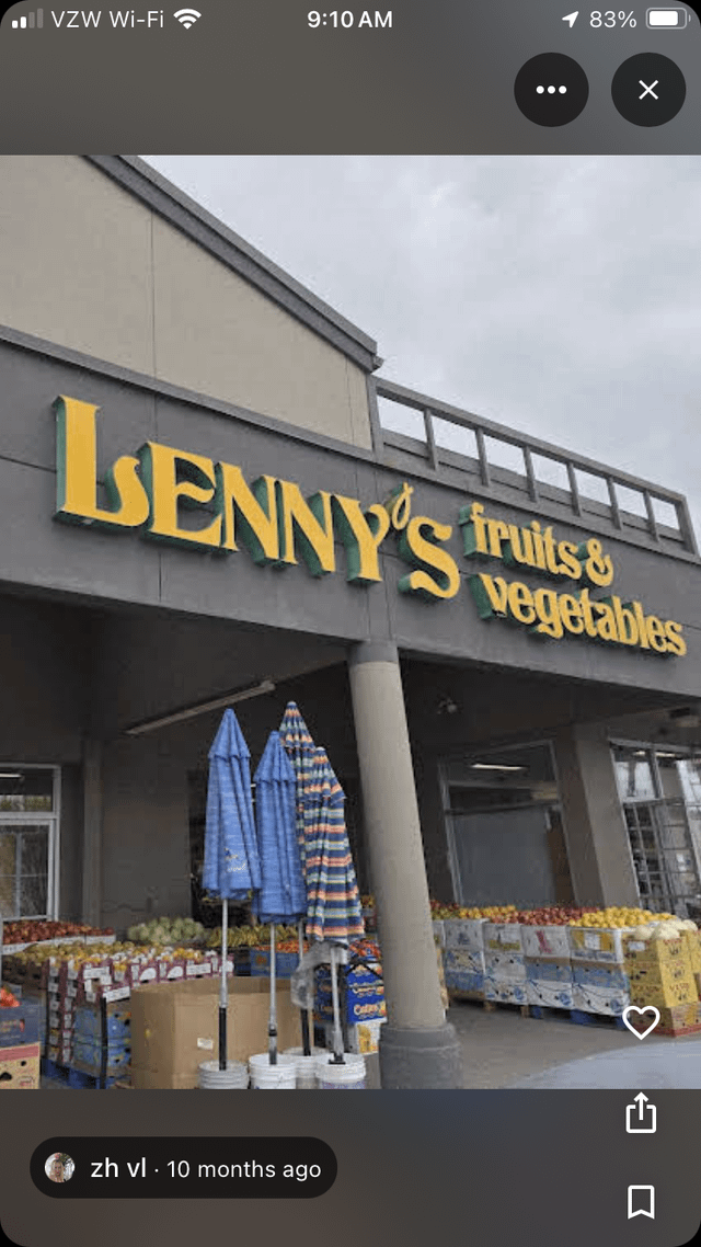Settle a debate- What do you think the apostrophe in the Lenny’s sign is?