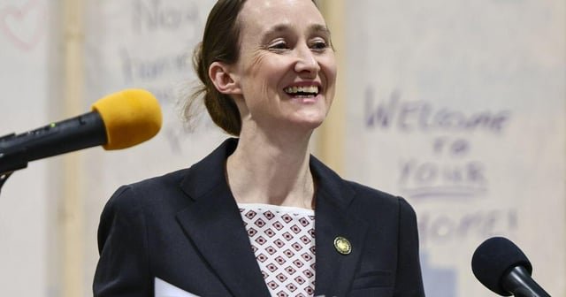 Seattle could see more tiny home villages, faster under mayor’s proposal