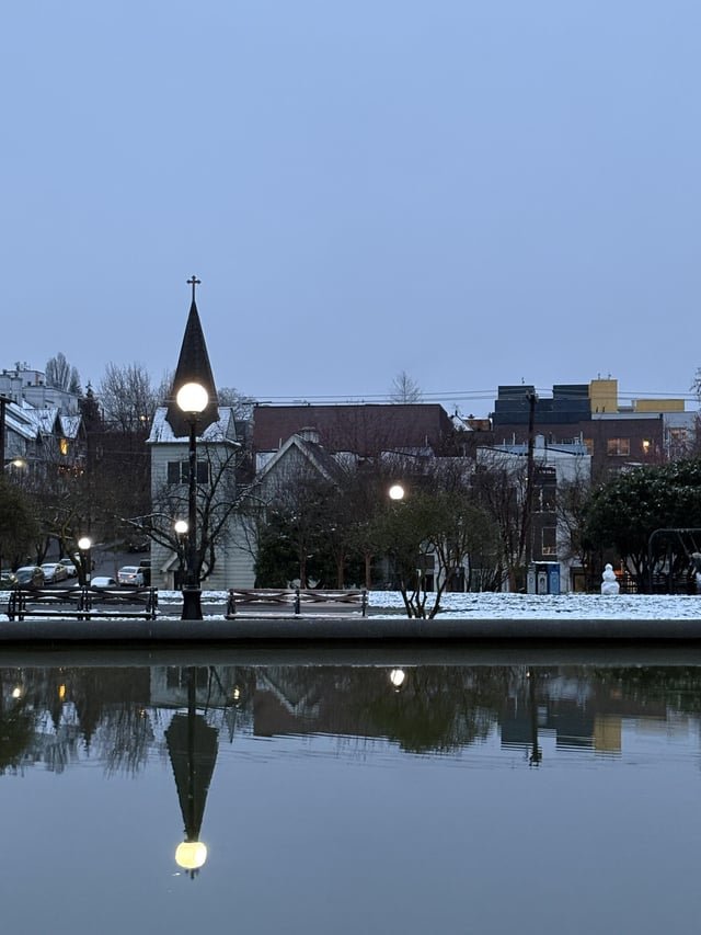 Picture I took tonight in Capitol Hill