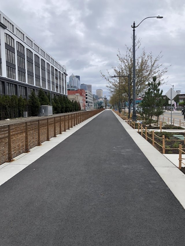 Seattle’s new billionaire-funded trail on Alaskan Way is very nice, but most people will probably stay on the water side