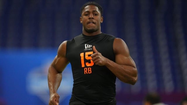 Seahawks select running back Jadarian Price of Notre Dame with No. 32 pick in NFL draft