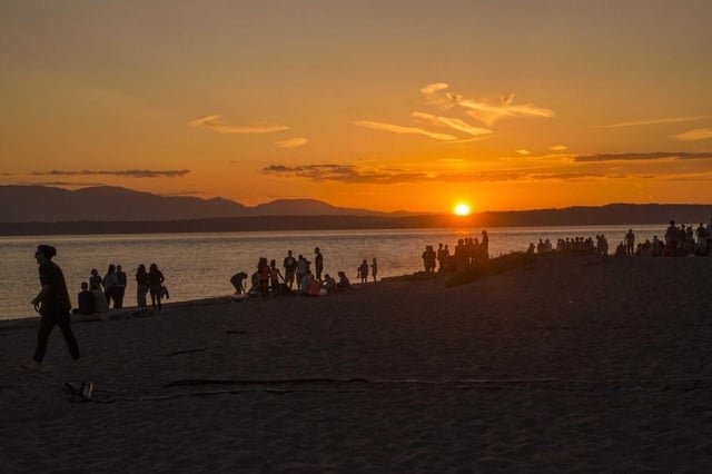 Private security firm to monitor Golden Gardens this summer