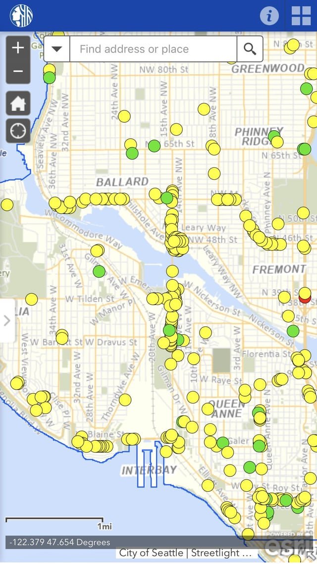 Does Seattle have a street light repair problem?