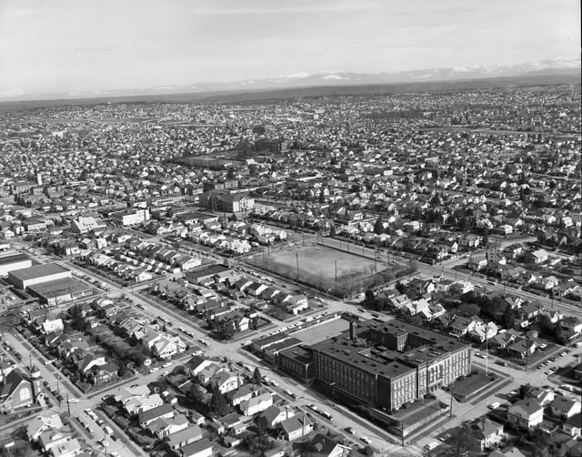 Arial shot of Wallingford in 1969