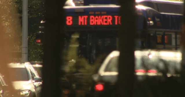 Seattle mayor to unveil bus lane plan to fix Route 8 on Denny Way