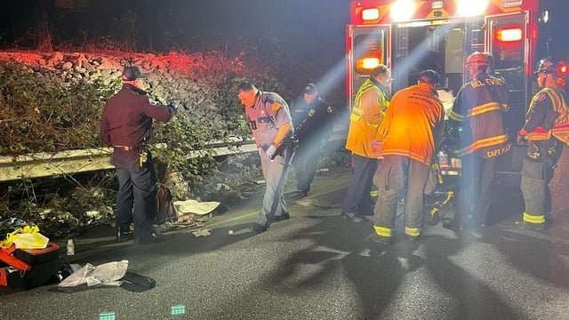 Graffiti tagger falls from overpass onto I-90 ramp in Bellevue, suffers broken leg