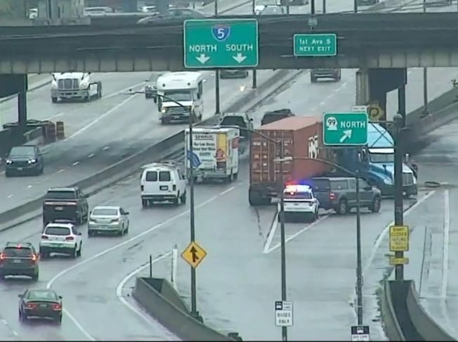 TRAFFIC ALERT: Truck driver hits barrier on eastbound West Seattle Bridge