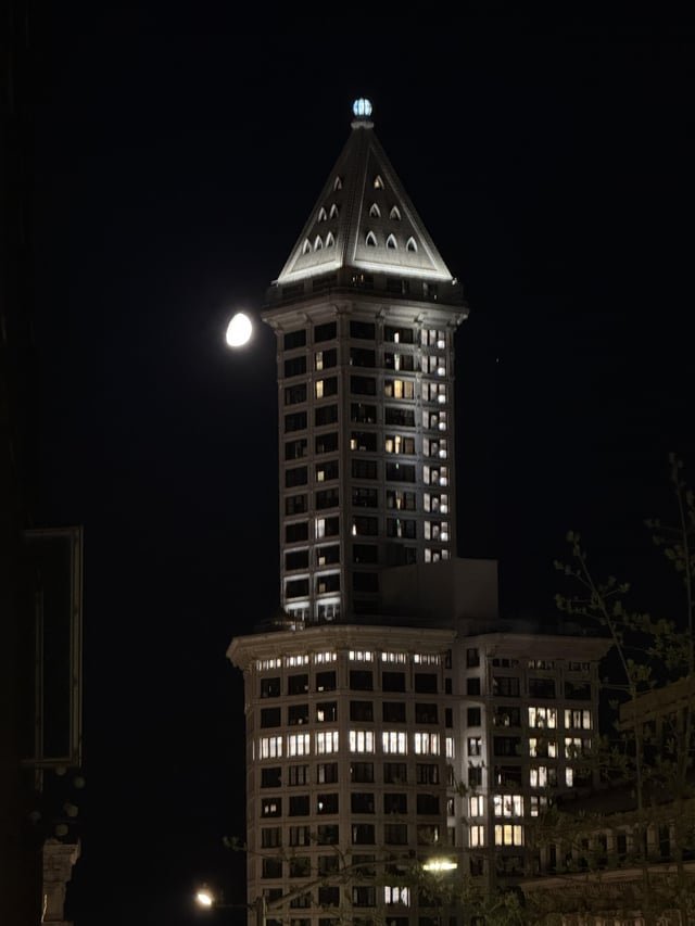Smith Tower at night