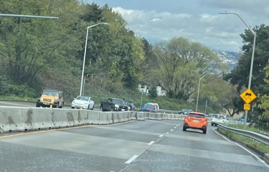 TRAFFIC ALERT: Crash on west end of westbound West Seattle Bridge, affecting eastbound side too