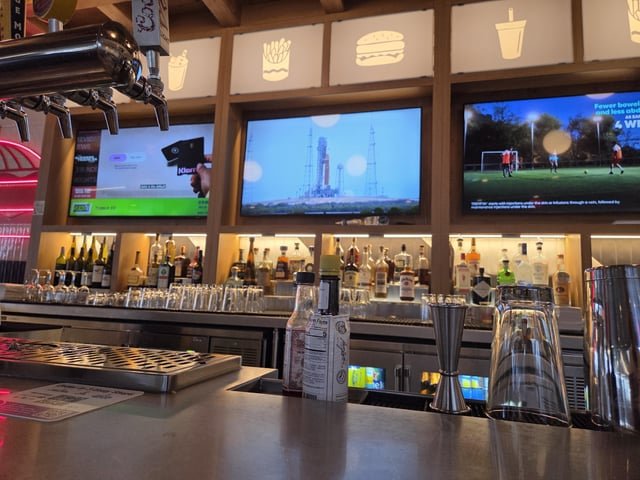 Woody’s at SeaTac is live-streaming the Artemis launch