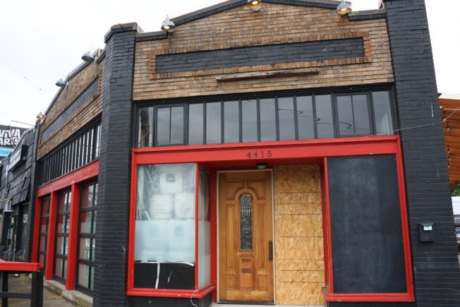 BIZNOTE: Go Go Mango planned for ex-West Seattle Brewing location