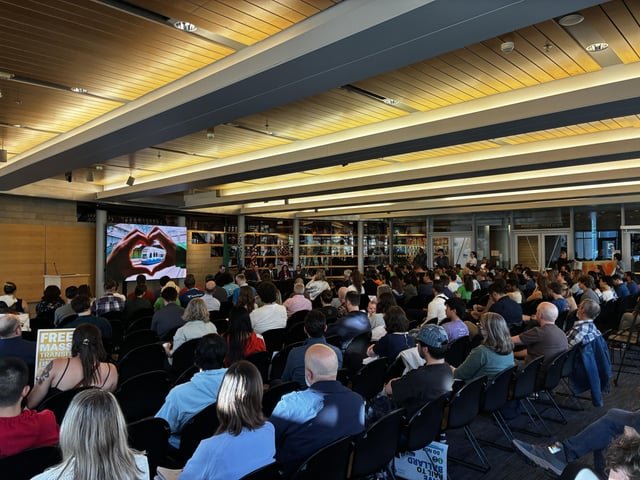 D6 councilmember Dan Strauss made a comment at the transit town hall today that would be fairly easy to overlook in the context of the budget issue.