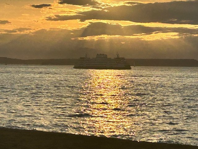 WEST SEATTLE WEATHER: Holiday rain still likely, forecasters say