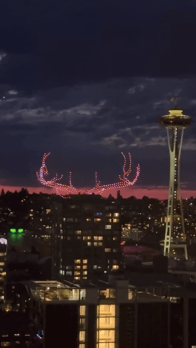 Drone Show this evening (5x speed)