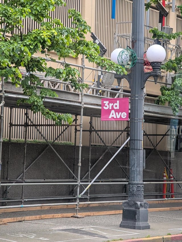 3rd Avenue Glow up