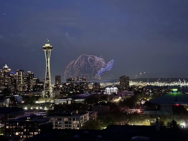 Cool drone show in Seattle just now!