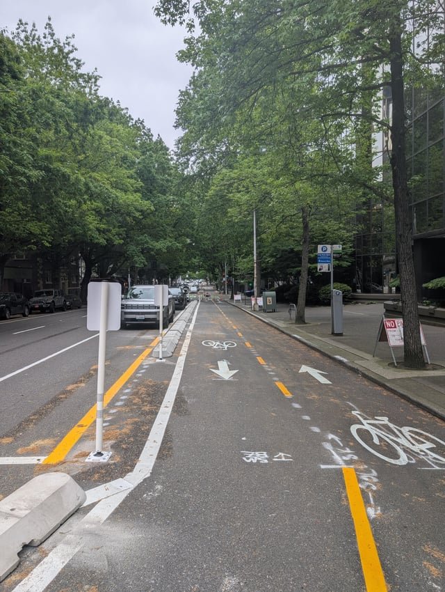 Bike Lane Extension on 4th Ave