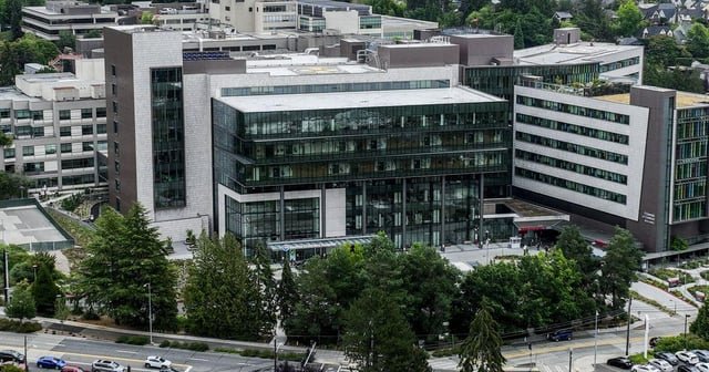 Laurelhurst backs down