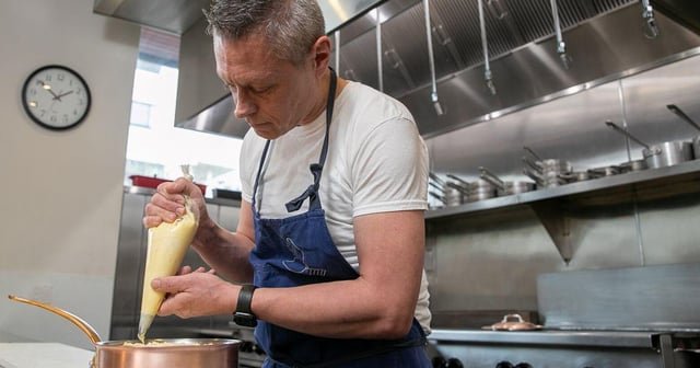 2 Seattle restaurants announce closures as industry struggles continue