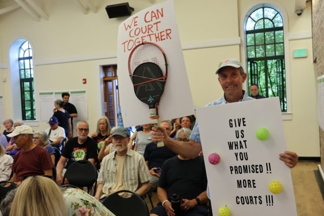 VIDEO, PHOTOS: ‘We think we can find solutions’ – but clarify the problem, Parks told at West Seattle meeting for tennis/pickleball ‘strategy’