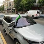 It’s a bad day to be a Range Rover in Central District