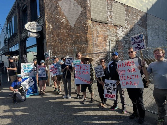 Employees at the Walrus and the Carpenter just won a tentative union contract.