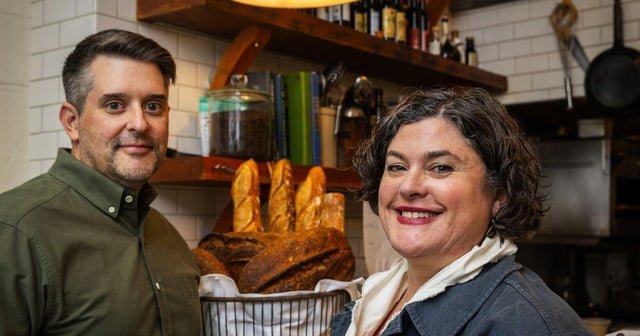 Walrus, Carpenter, contract: Seattle oyster bar reopens with new deal