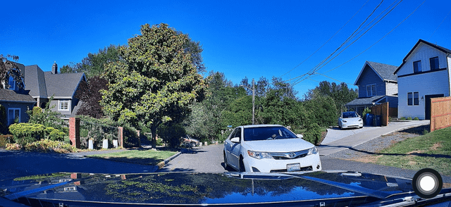 Hit and run: 15th ave SW & 16th ave SW