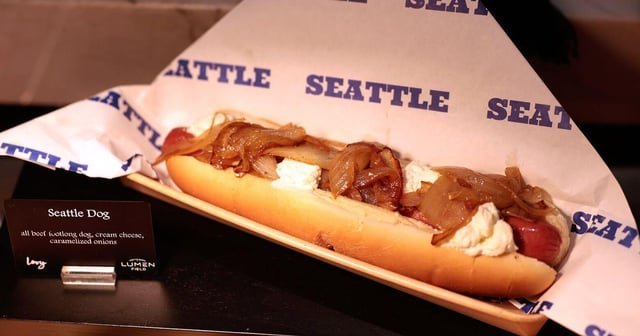 Seattle’s signature street food named best dog in U.S. by New York Times