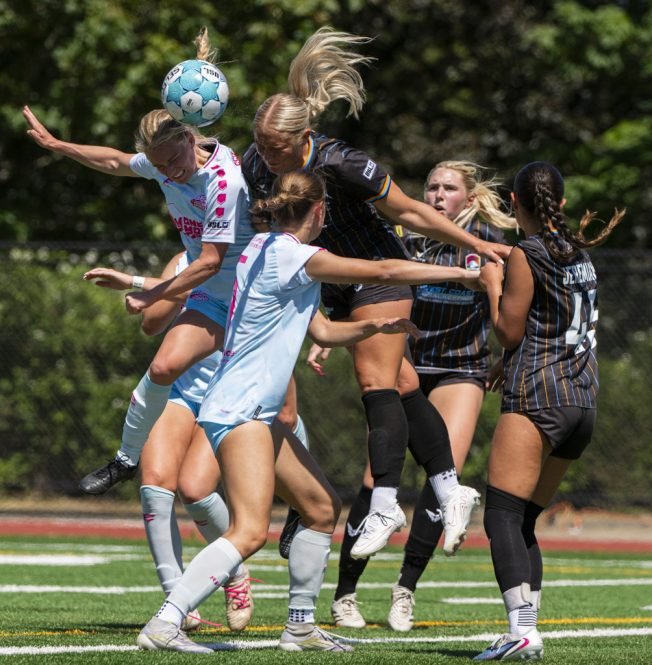 PHOTOS: Another big win for West Seattle Rhodies FC