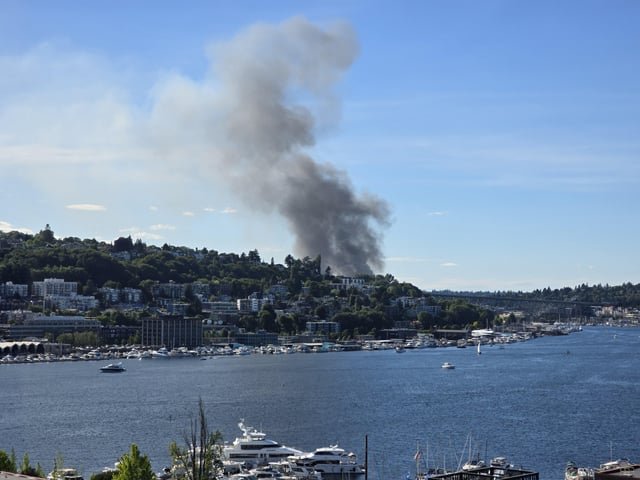 Is something on fire near Ballard?