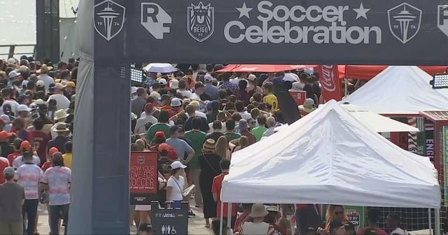 First World Cup match in Seattle sees over 66,000 fans in attendance