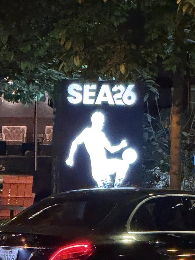 Seattle World Cup Advertising A Chick Getting Railed