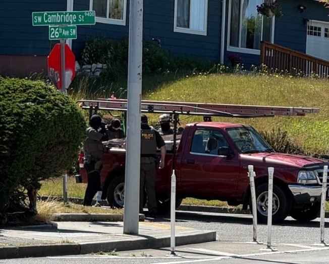 READER REPORTS: ICE in West Seattle