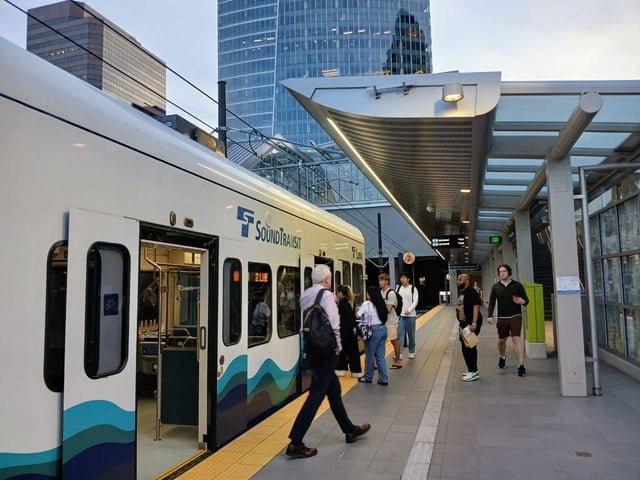 Crosslake Light Rail Pushes Sound Transit to Most-Used Light Rail System in US