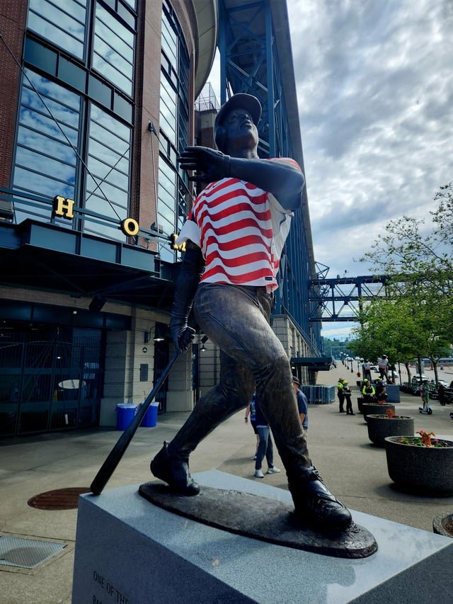 Griffey kitted out
