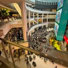 How does the pacific place screen work?