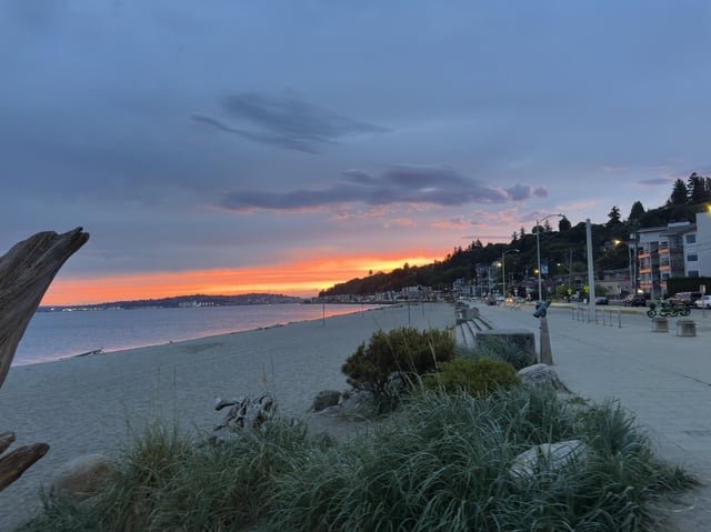 Alki at 5 AM