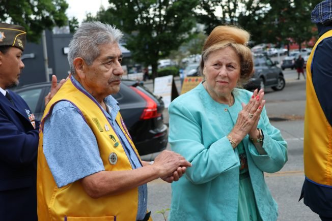VIDEO, PHOTOS: Honoring veterans and volunnteers at South Delridge’s spruced-up parklet