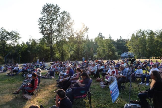 VIDEO, PHOTOS: West Seattle Big Band’s 2026 Concert in the Park celebrates anniversaries