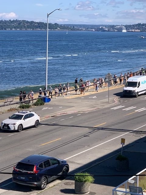 HAPPENING NOW: Second annual West Seattle Saunter