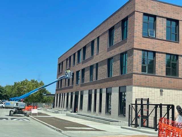 FOLLOWUP: Not quite ‘move-in time’ at new Alki Elementary School