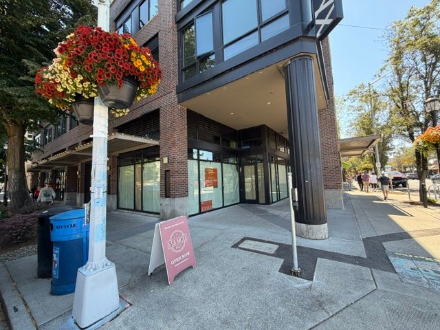 BIZNOTE FOLLOWUP: West Seattle Junction Anchorhead Coffee update