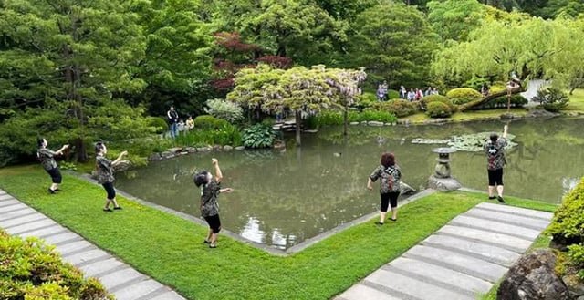 Seattle Japanese Garden reopens